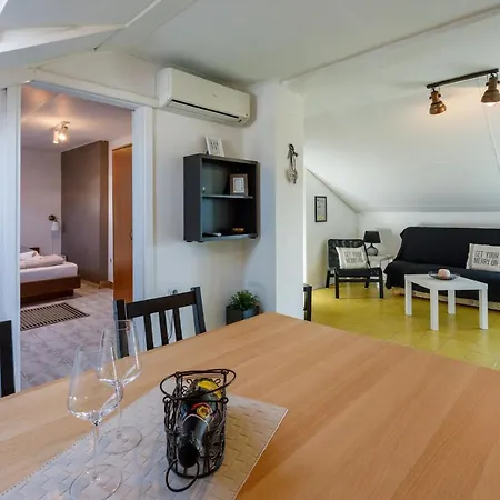 Apartment Alex Crikvenica